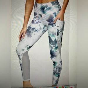 Athleta Floral Mudra 7/8 leggings